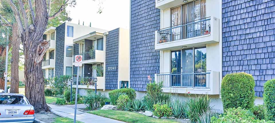 22041 Costanso St Unit 202, Woodland Hills, CA 91364