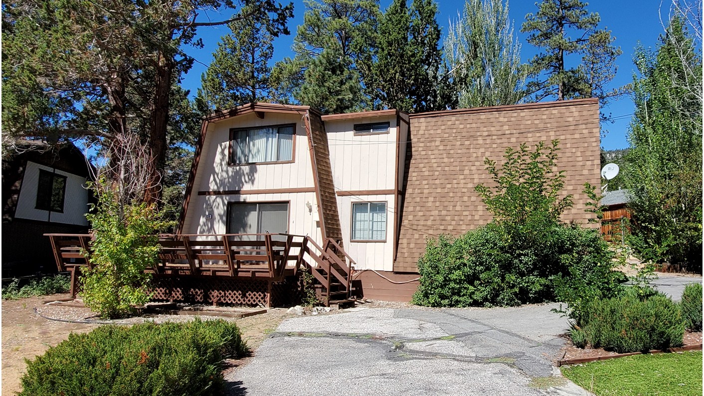 1039 Mount Whitney Drive, Big Bear City, CA 92314