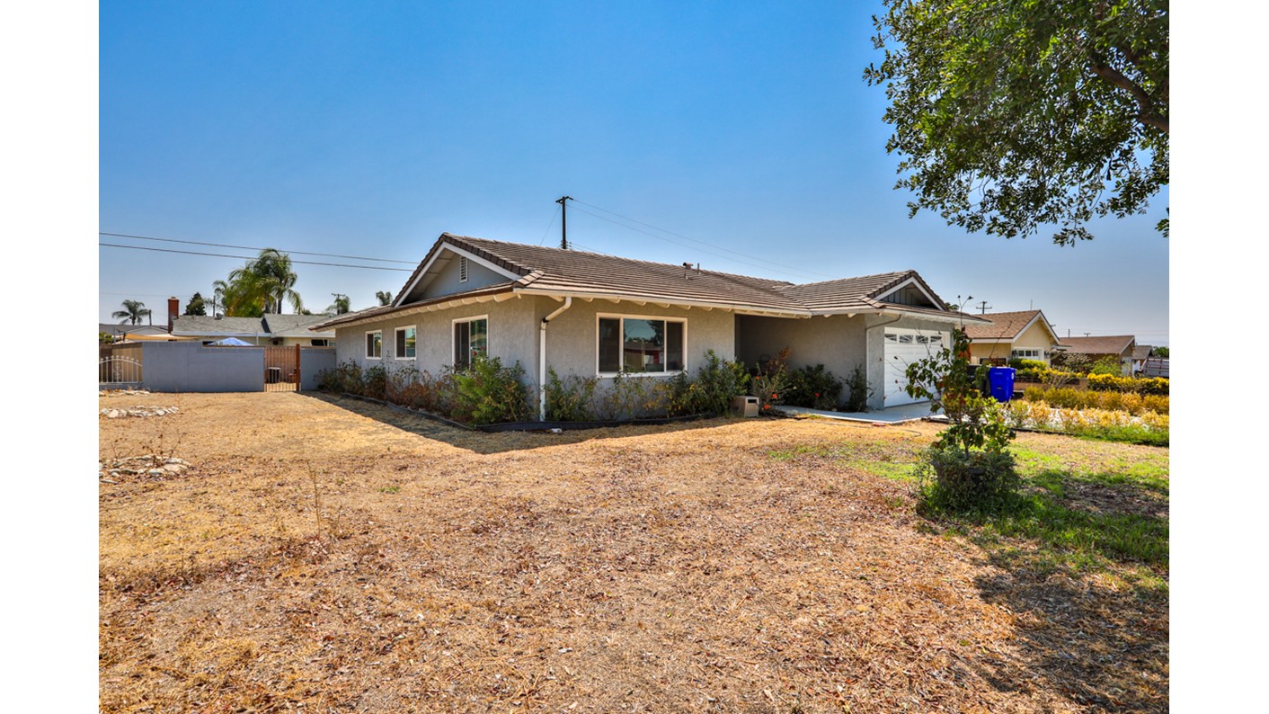 9363 Exeter Avenue, Montclair, CA 91763