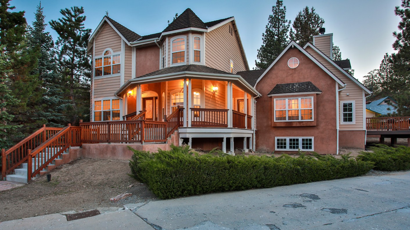 494 Lakeview Court, Big Bear Lake, CA 92315