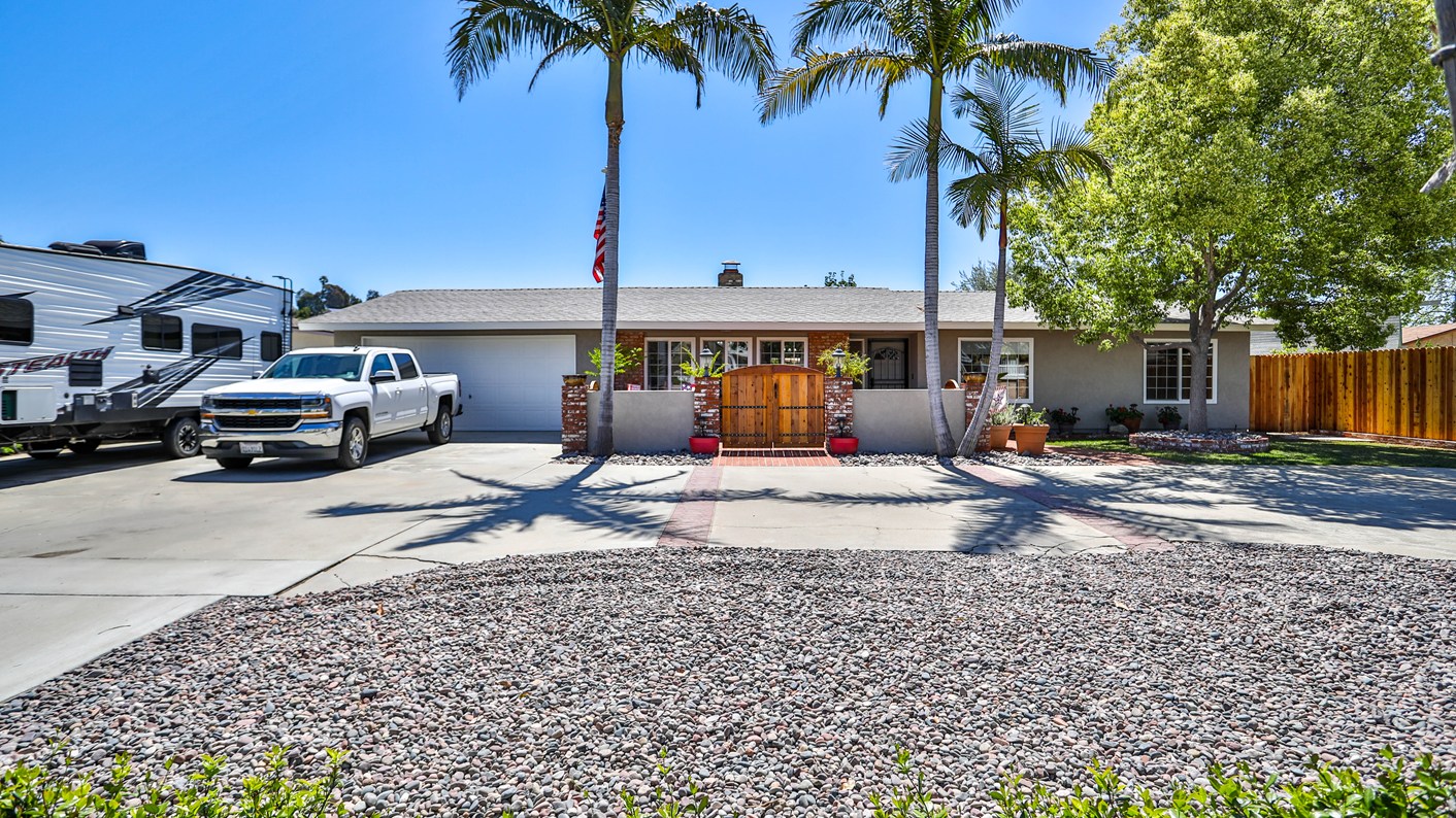 2551 Bear Valley Parkway, Escondido, CA 92027