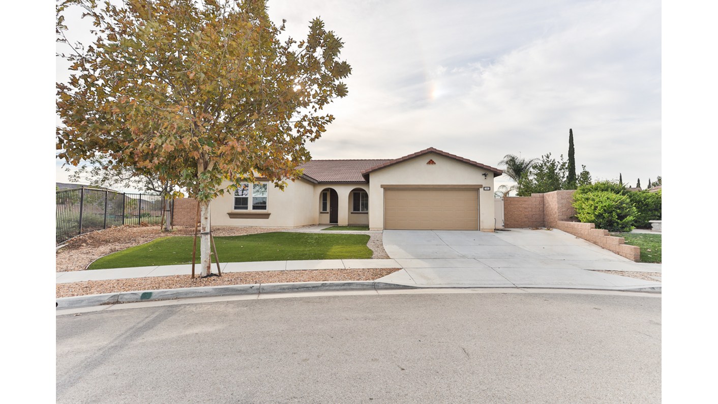 4425 Hernandez Street, Jurupa Valley , CA 92509