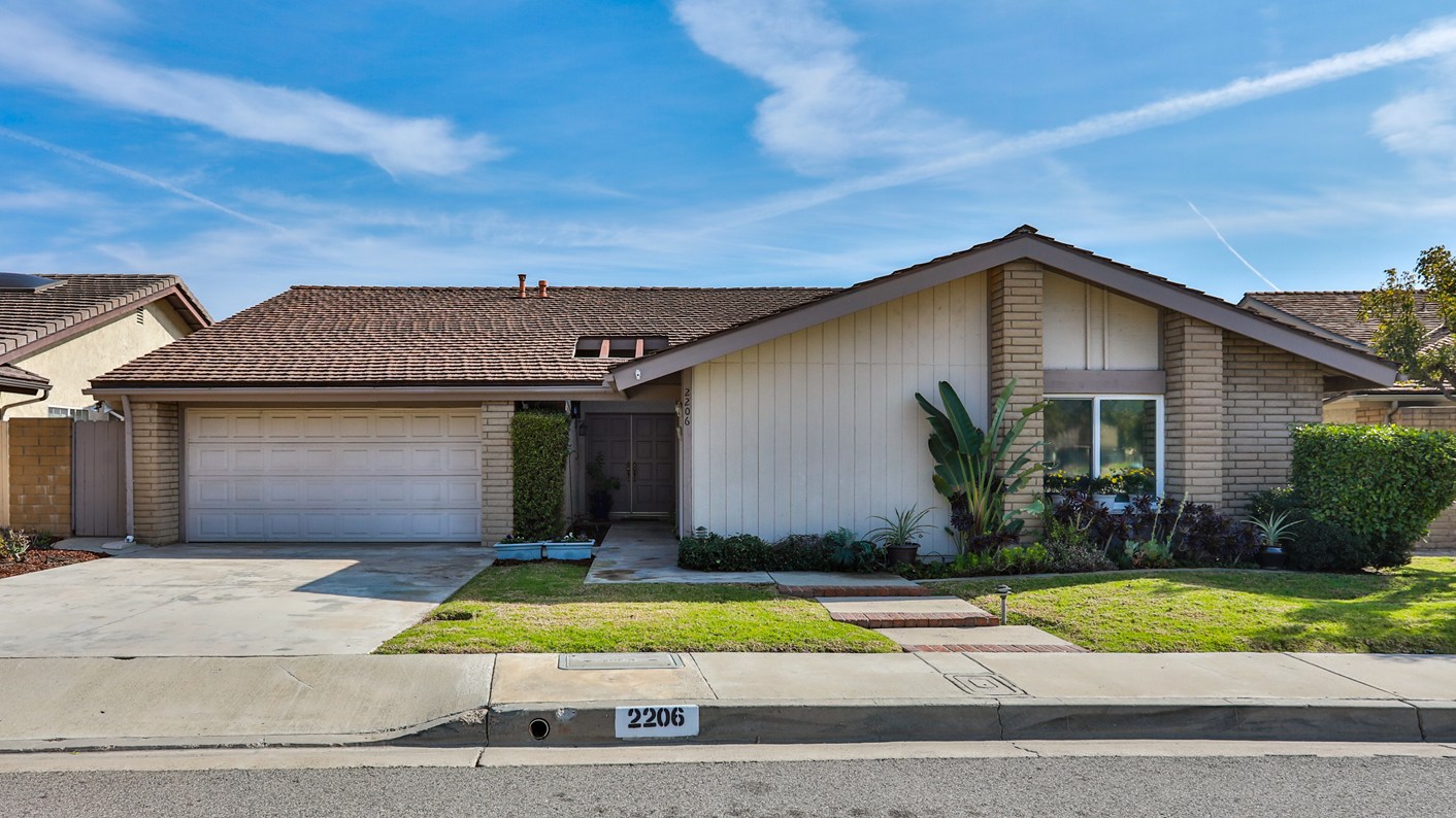 2206 Blueridge Court, Fullerton, CA 92831