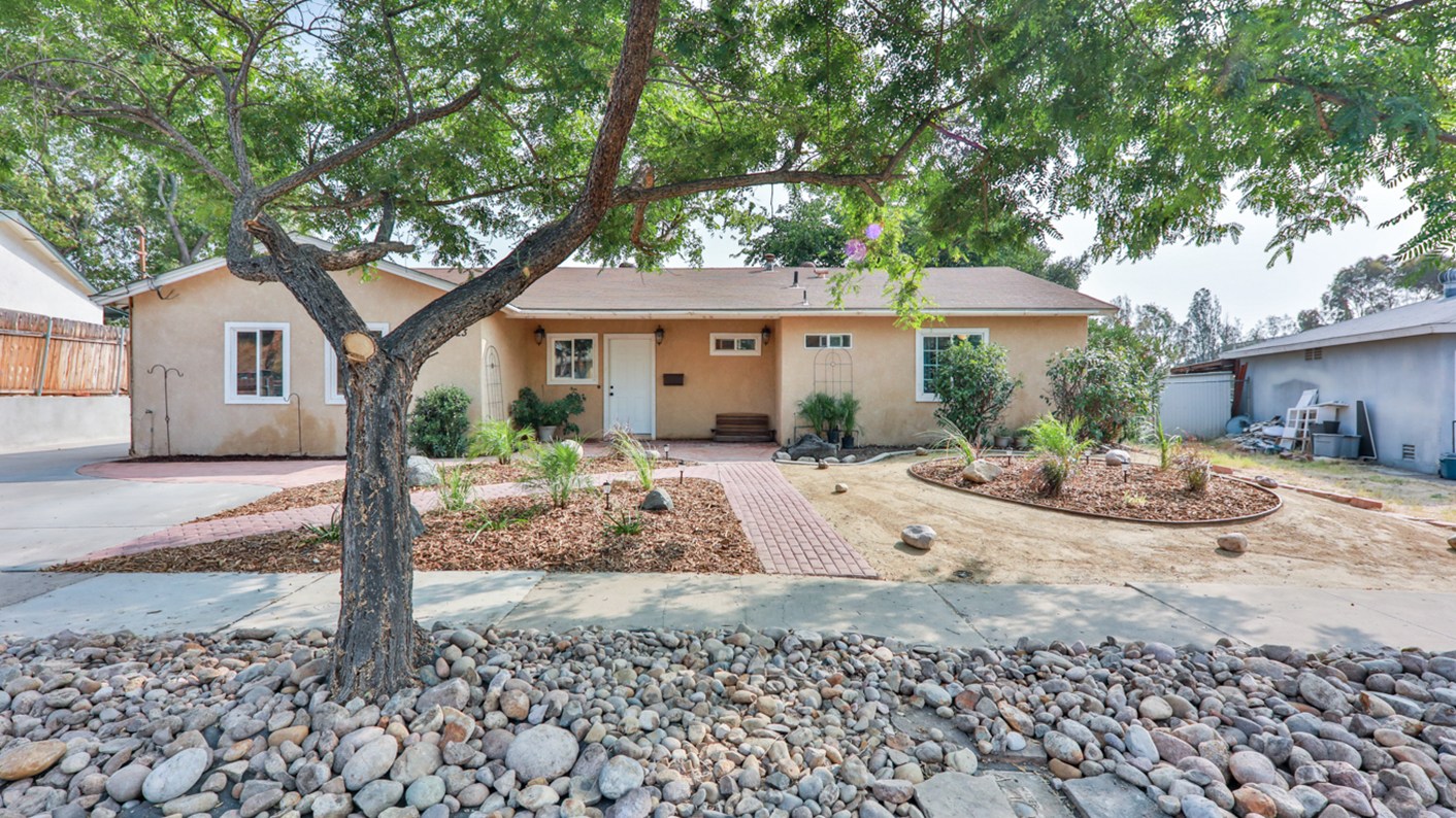 9223 Dalehurst Road, Santee, CA 92071