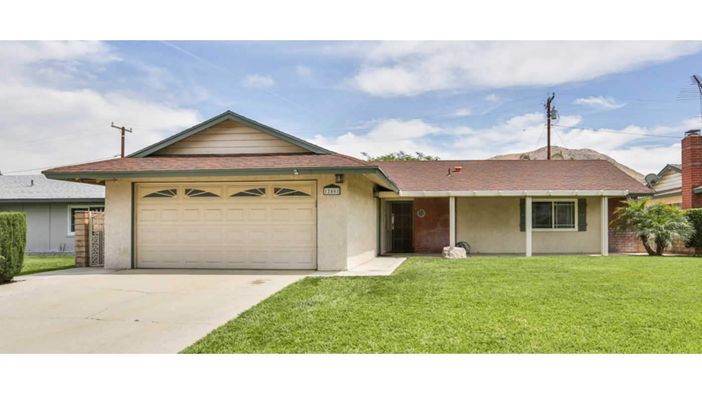 12461 Vivienda Ave, Grand Terrace, CA 92313