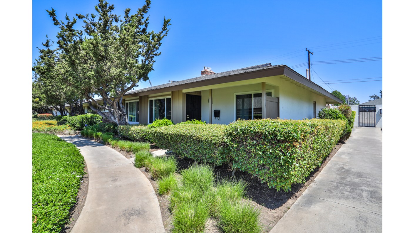 17621 17th Street 16 D, Tustin, CA 92780