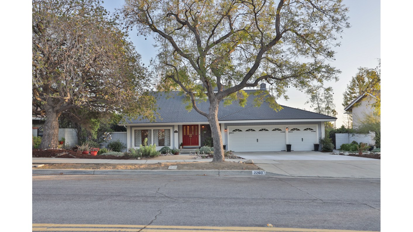 2260 Edinboro Avenue, Claremont, CA 91711