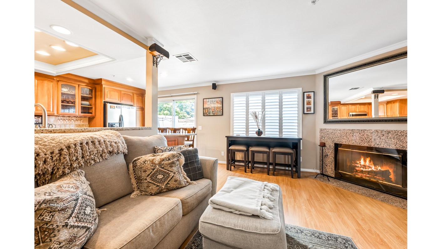 17564 Van Buren Lane, Huntington Beach, CA 92647