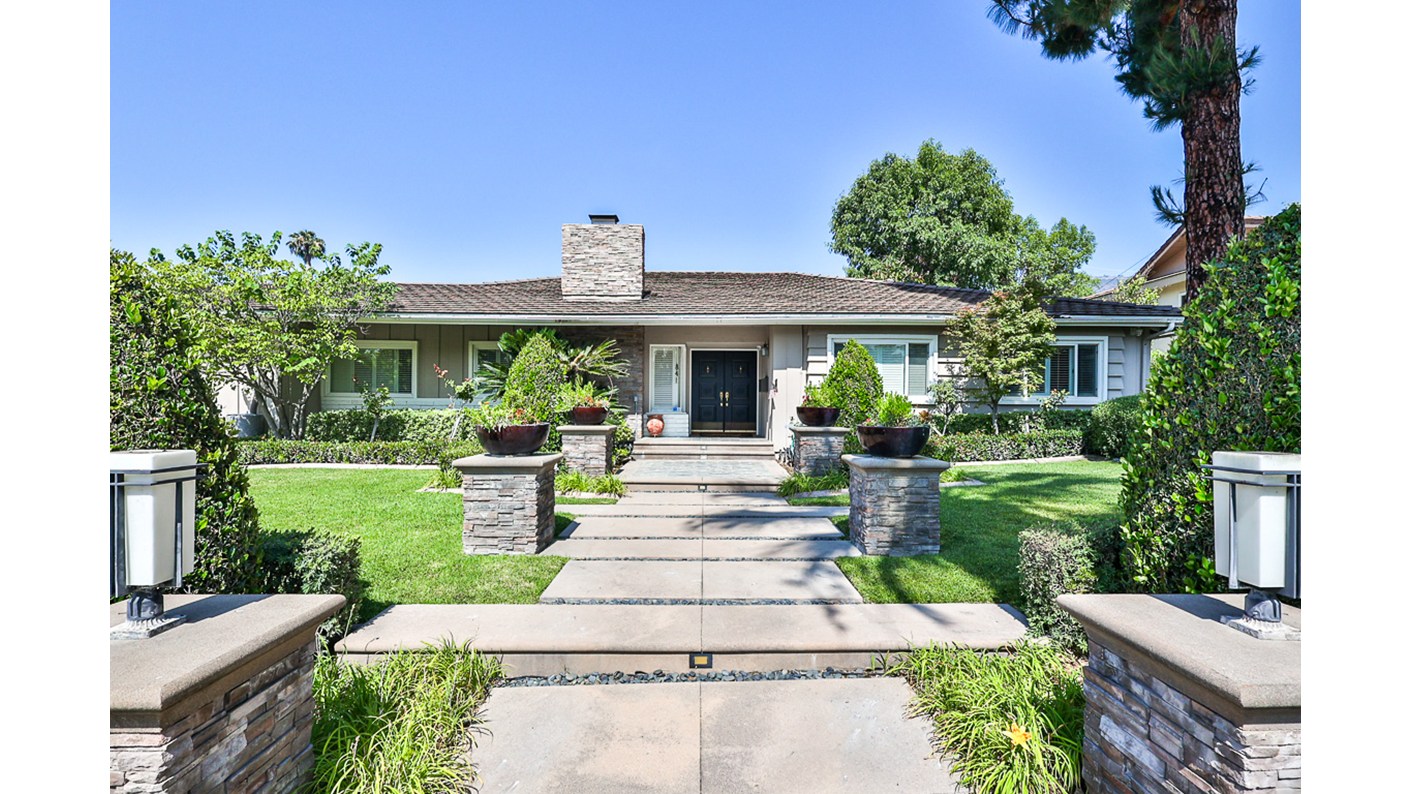 843 North Entrada Way, Glendora, CA 91741