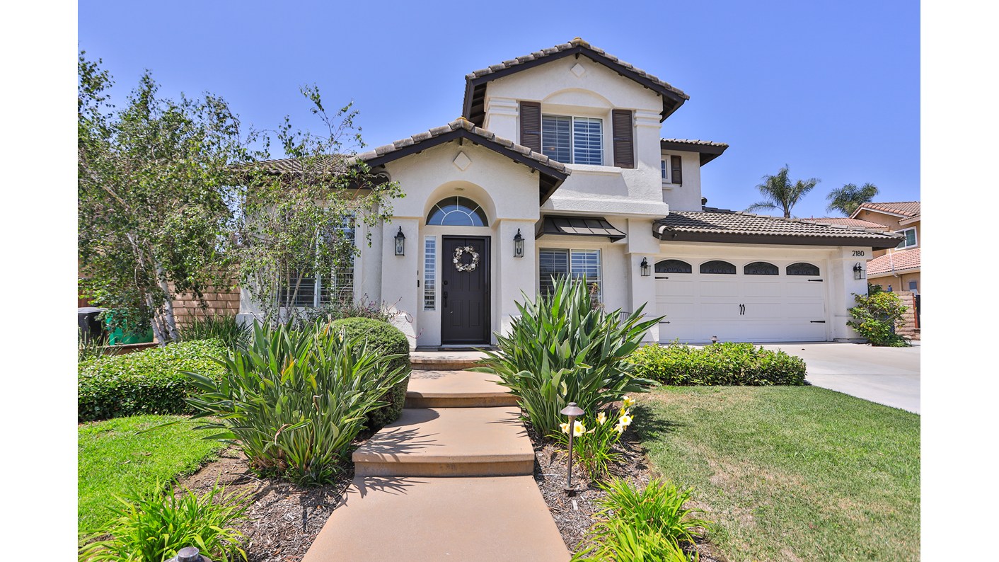 2180 Castle Rock Circle, Corona, CA 92878