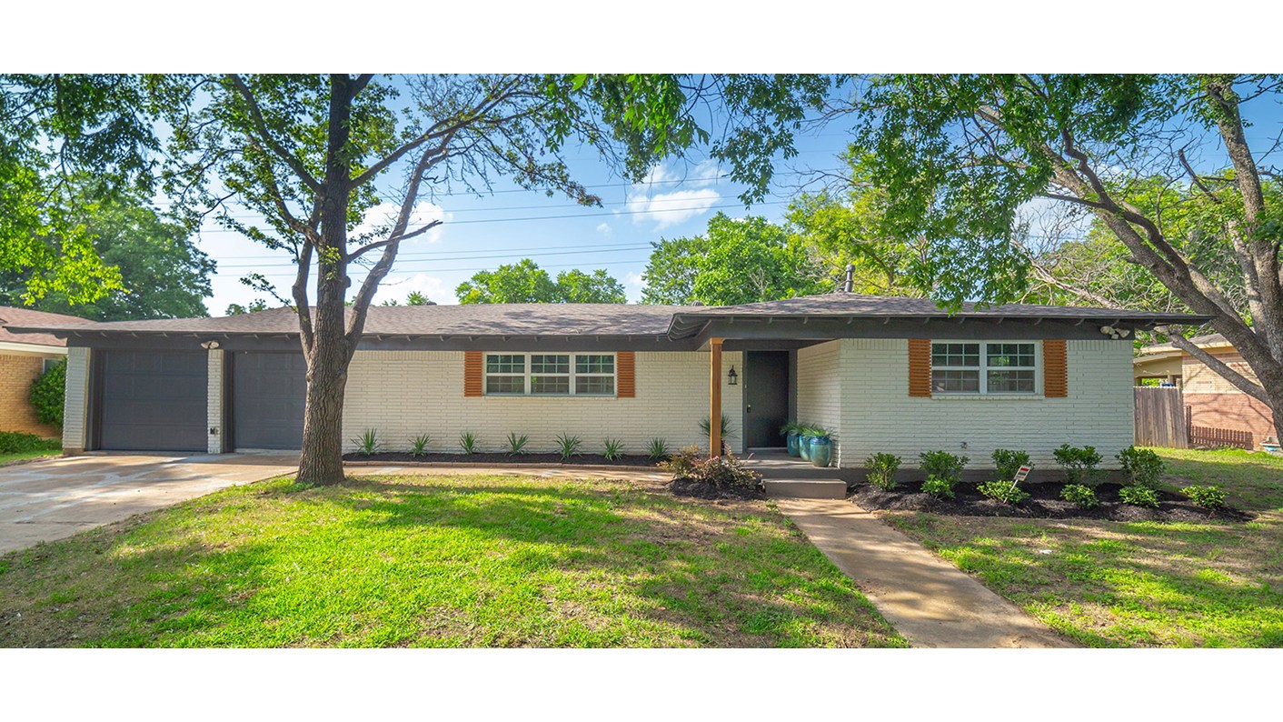 6815 Briley Drive, North Richland Hills, TX 76180