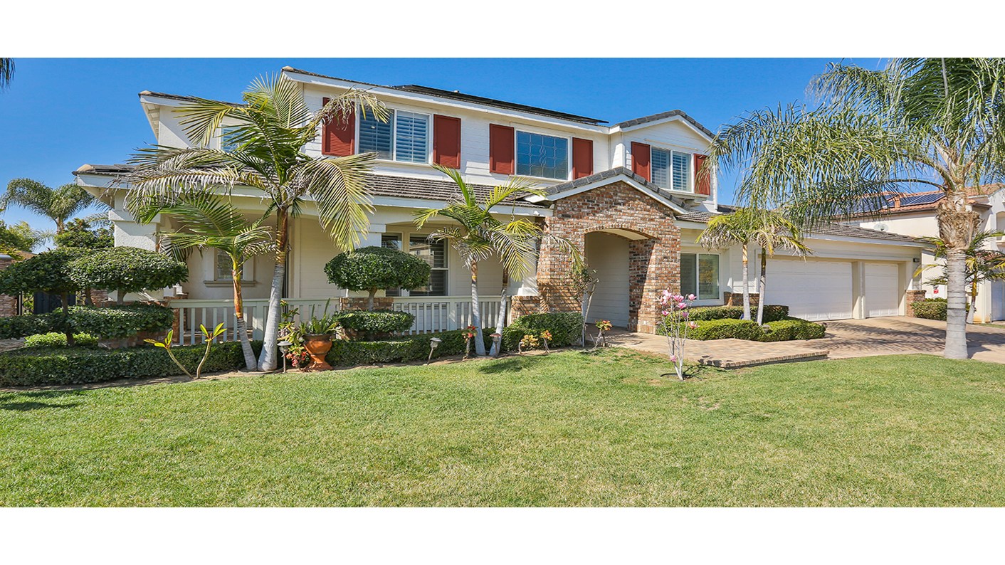 17433 Half Moon Court, Riverside, CA 92503