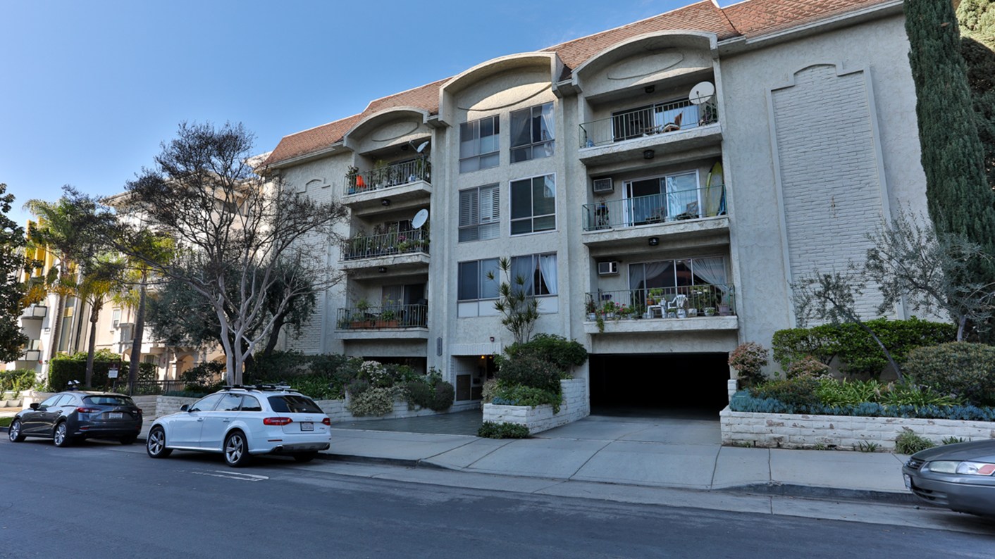 11733 Goshen Avenue Unit 203, Los Angeles, CA 90049