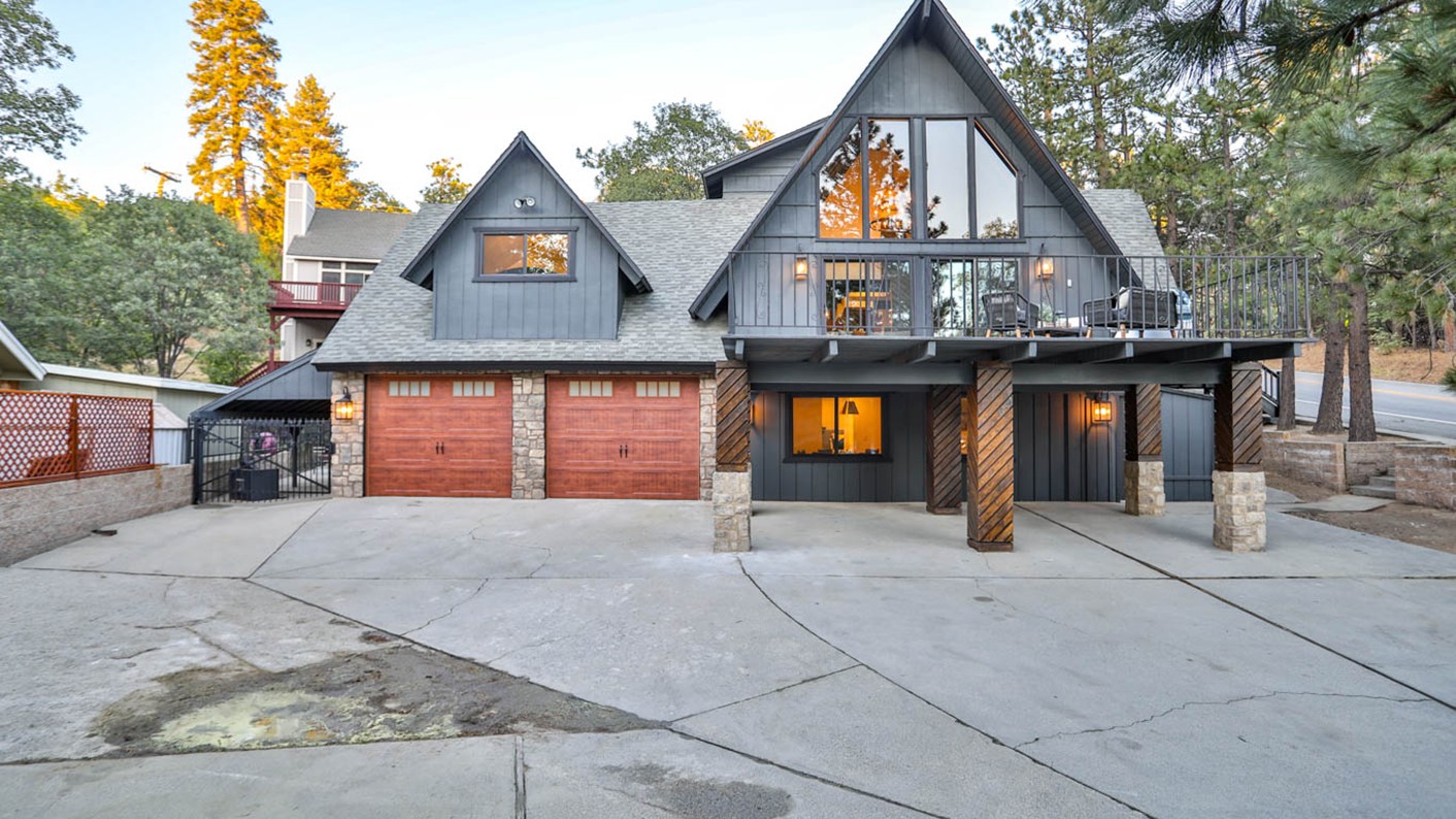28596 North Bay Road, Lake Arrowhead, CA 92352