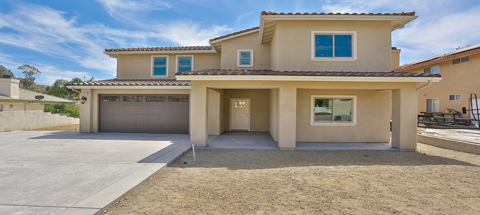 30761 Burning Tree Drive, Canyon Lake, CA 92587