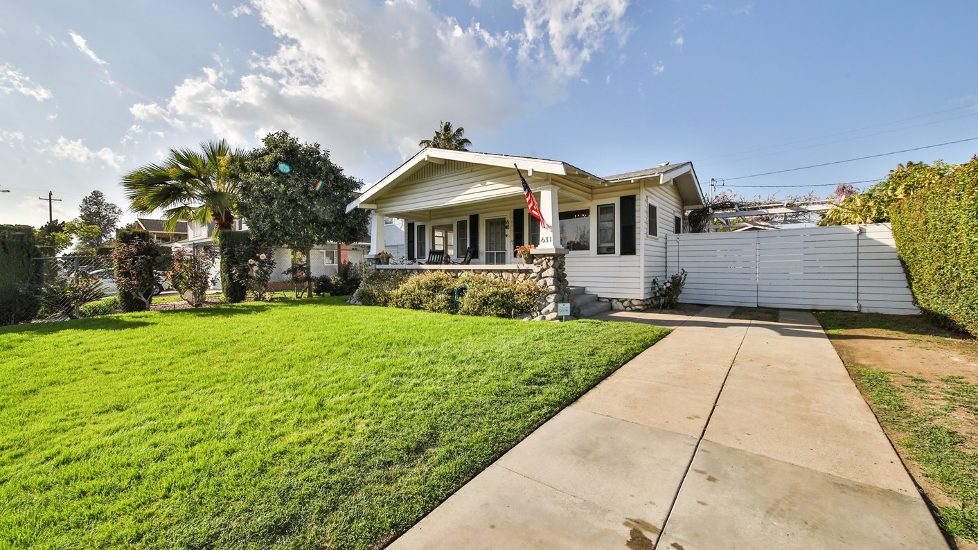 631 East Columbia Avenue, Pomona, CA 91767