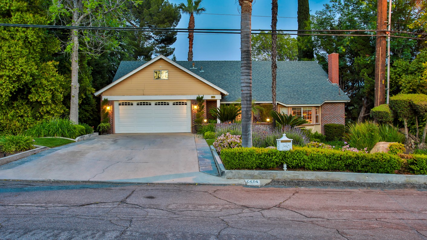 2474 Mountain Lane, Upland, CA 91784