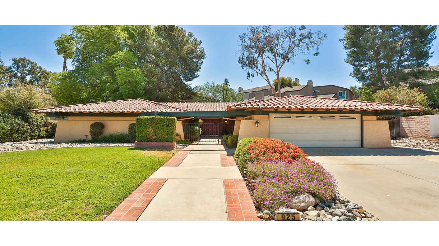 925 Le Conte Drive, Riverside, CA 92507
