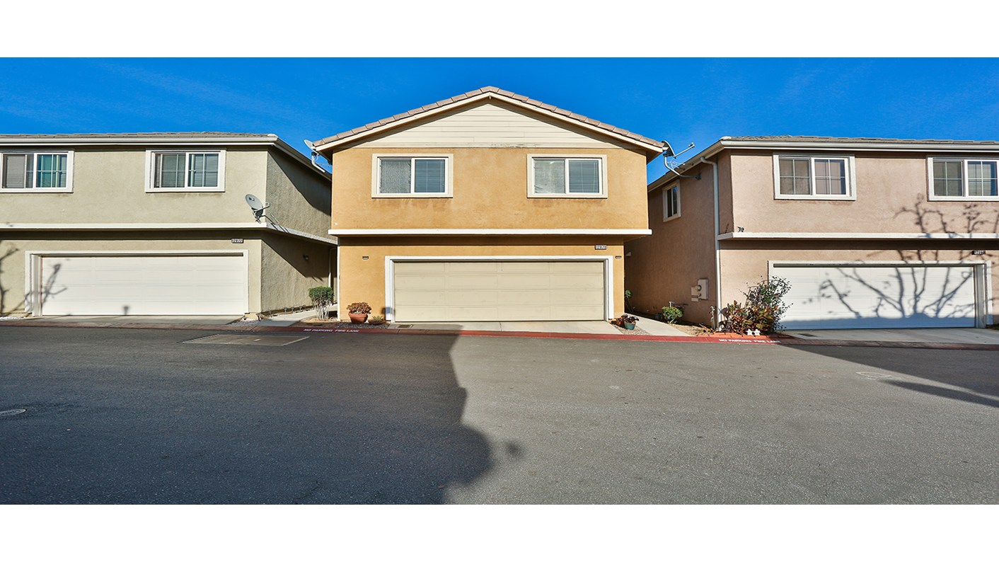 12870 Four Palms Ln, Sylmar, CA 91342