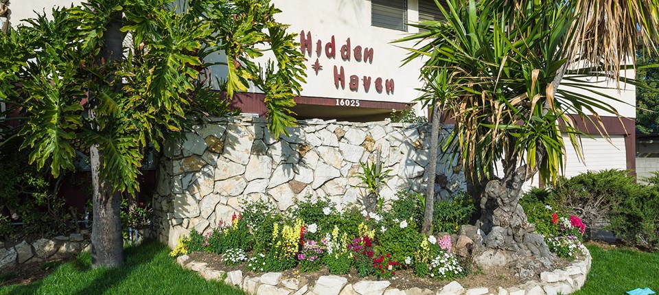 16025 Gault Street #18, Los Angeles, CA 91406