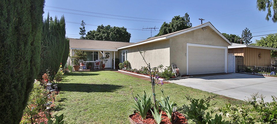 202 W Nubia St, San Dimas, CA 91773