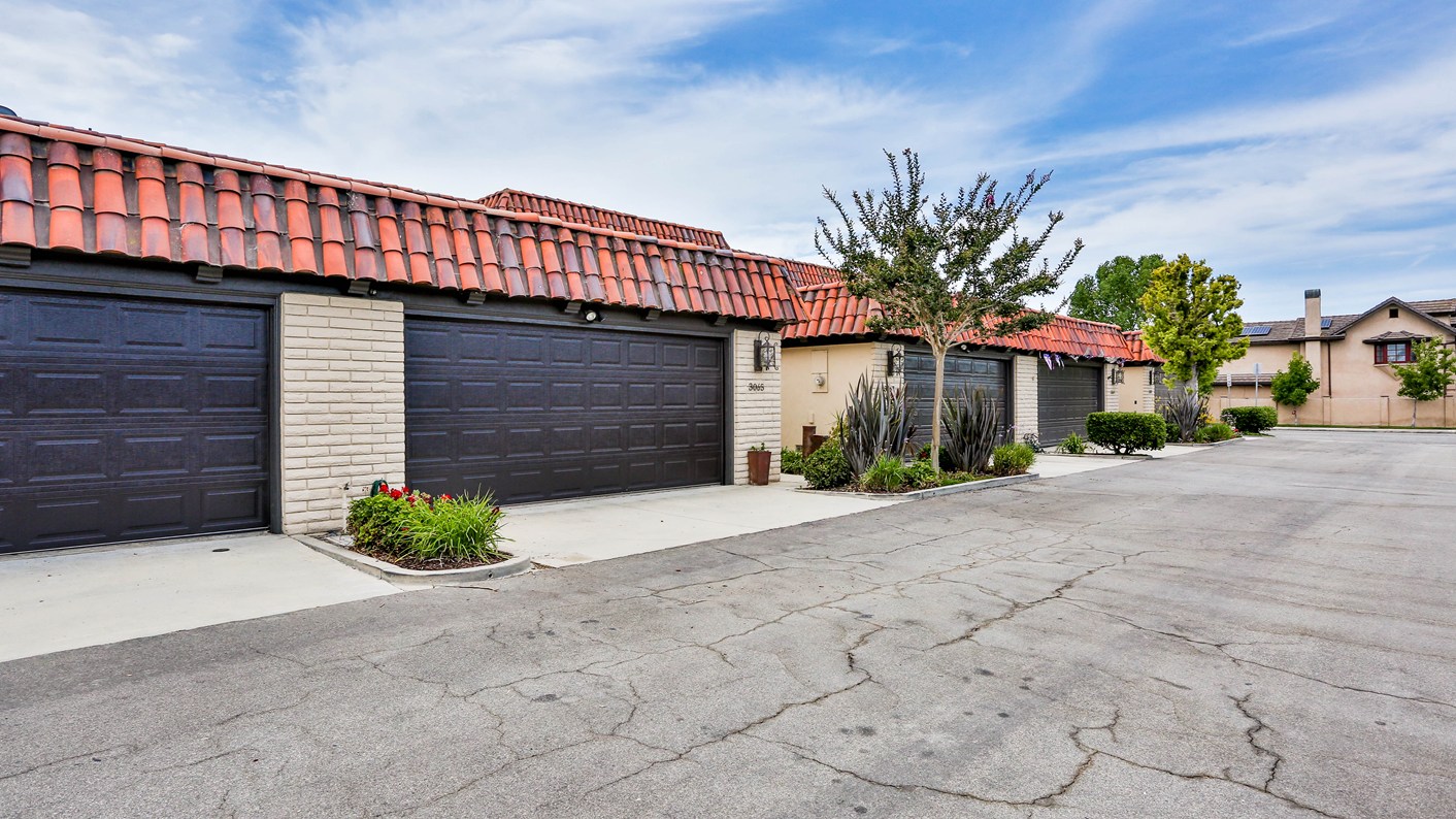 3065 Club House Cir, Costa Mesa, CA 92626