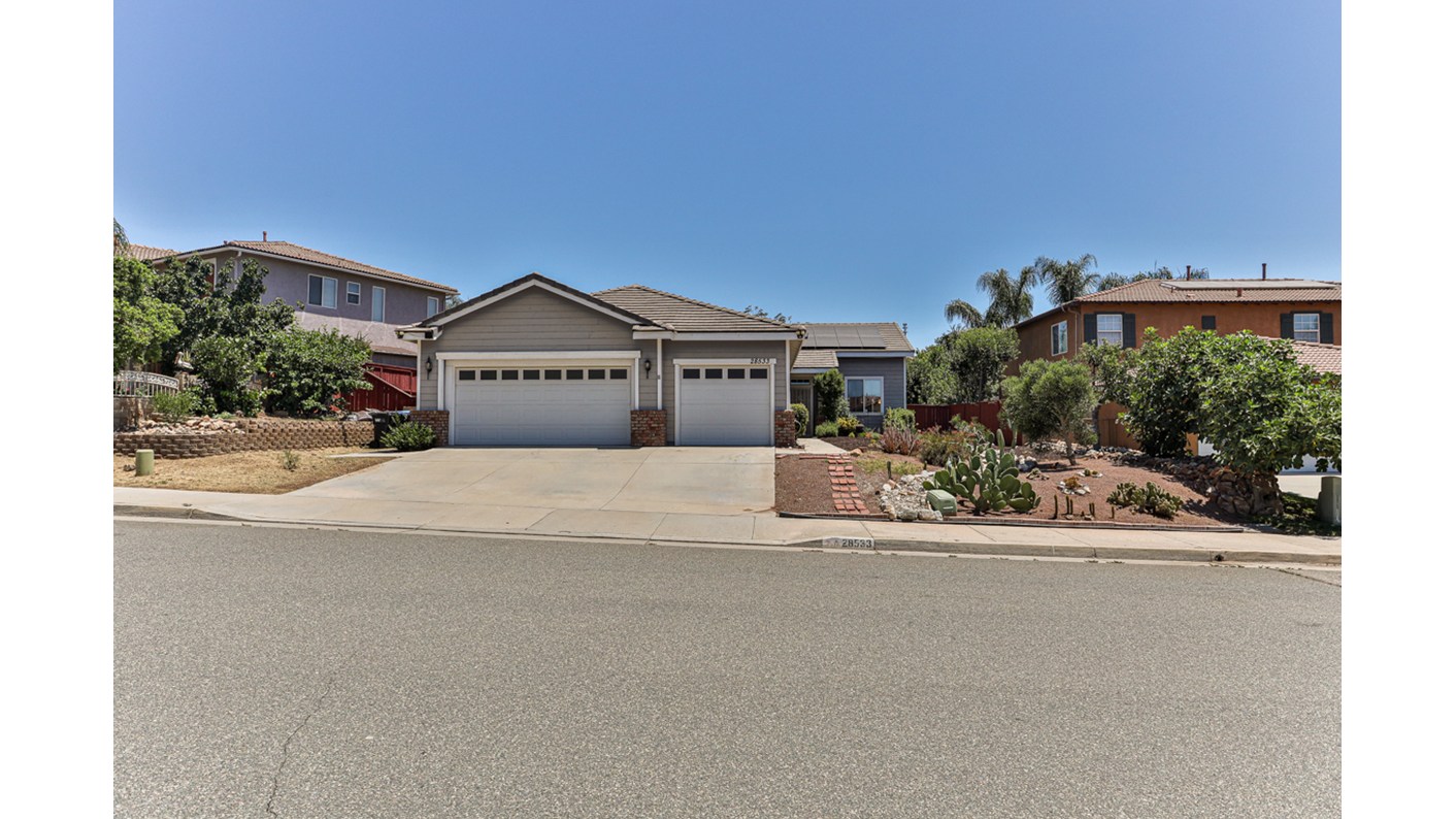 28533 Mission Drive, Menifee, CA 92584