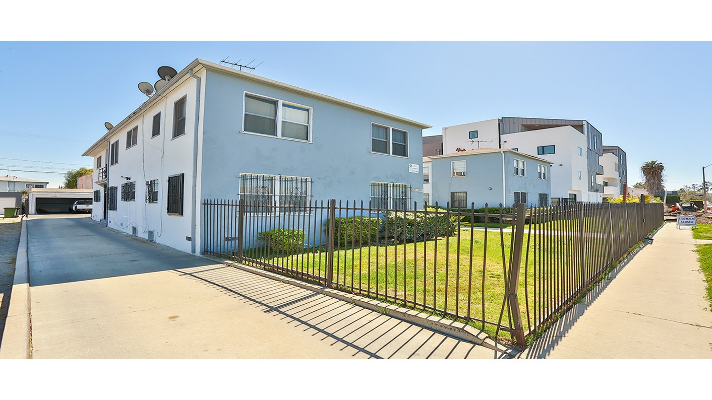 2228 Thurman Avenue, Mid-City, CA 90016