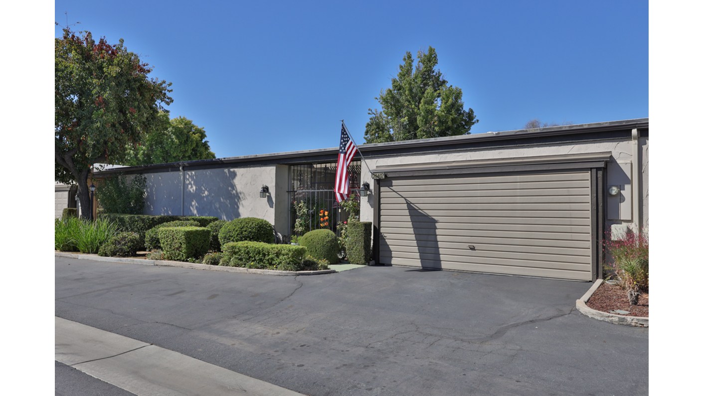 28402 Paseo Grande Drive, Sun City, CA 92586