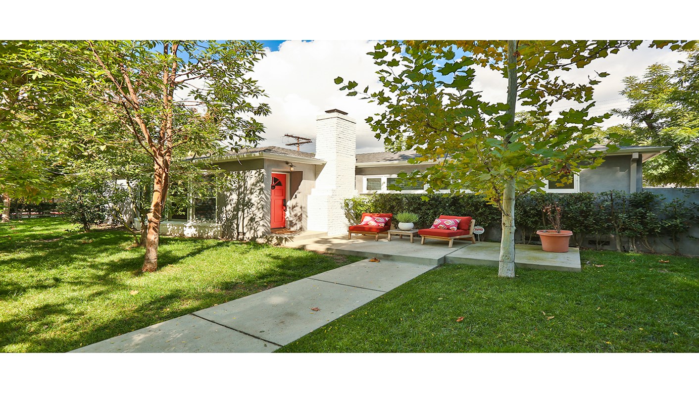 1329 Garden Street, Glendale, CA 91201