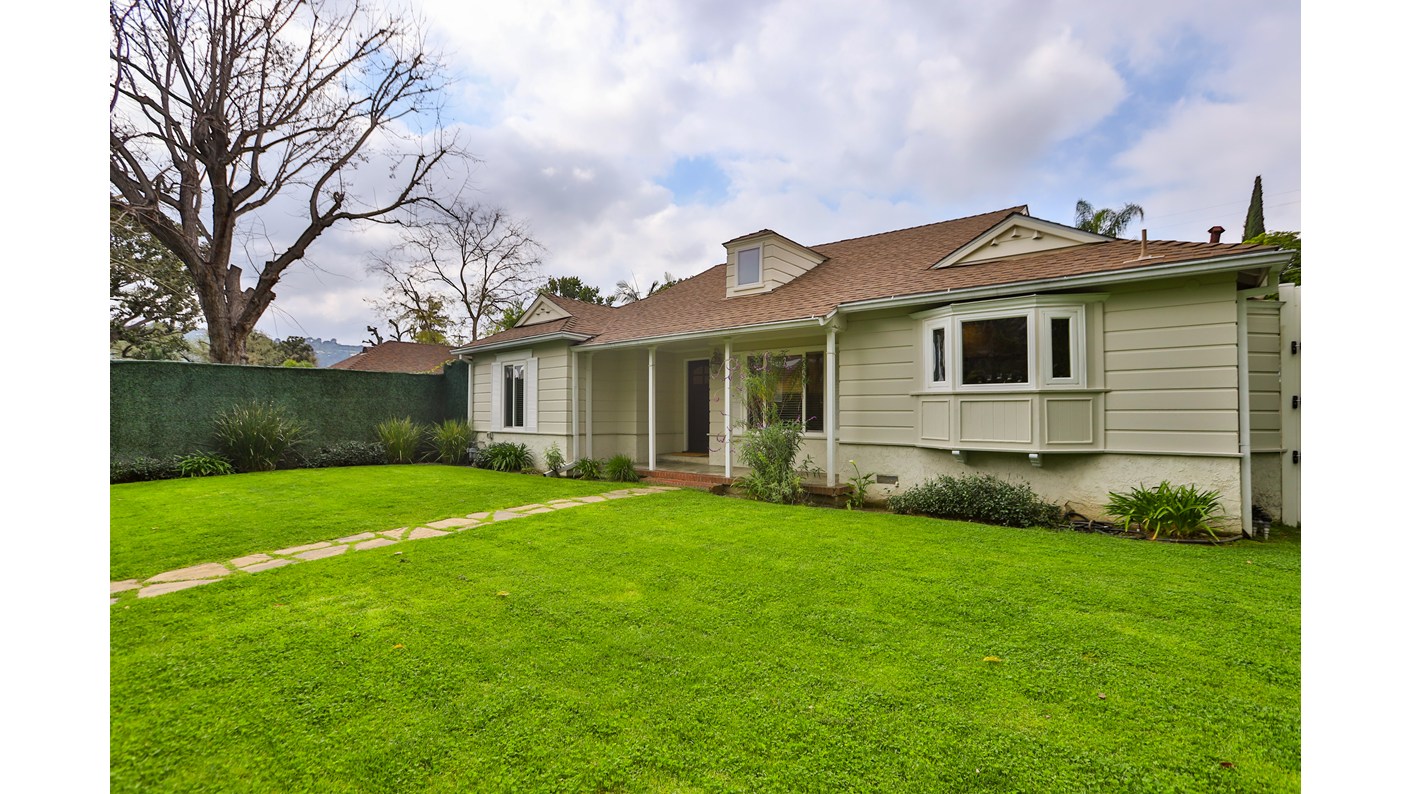 4271 Riverton Avenue, Studio City, CA 91602