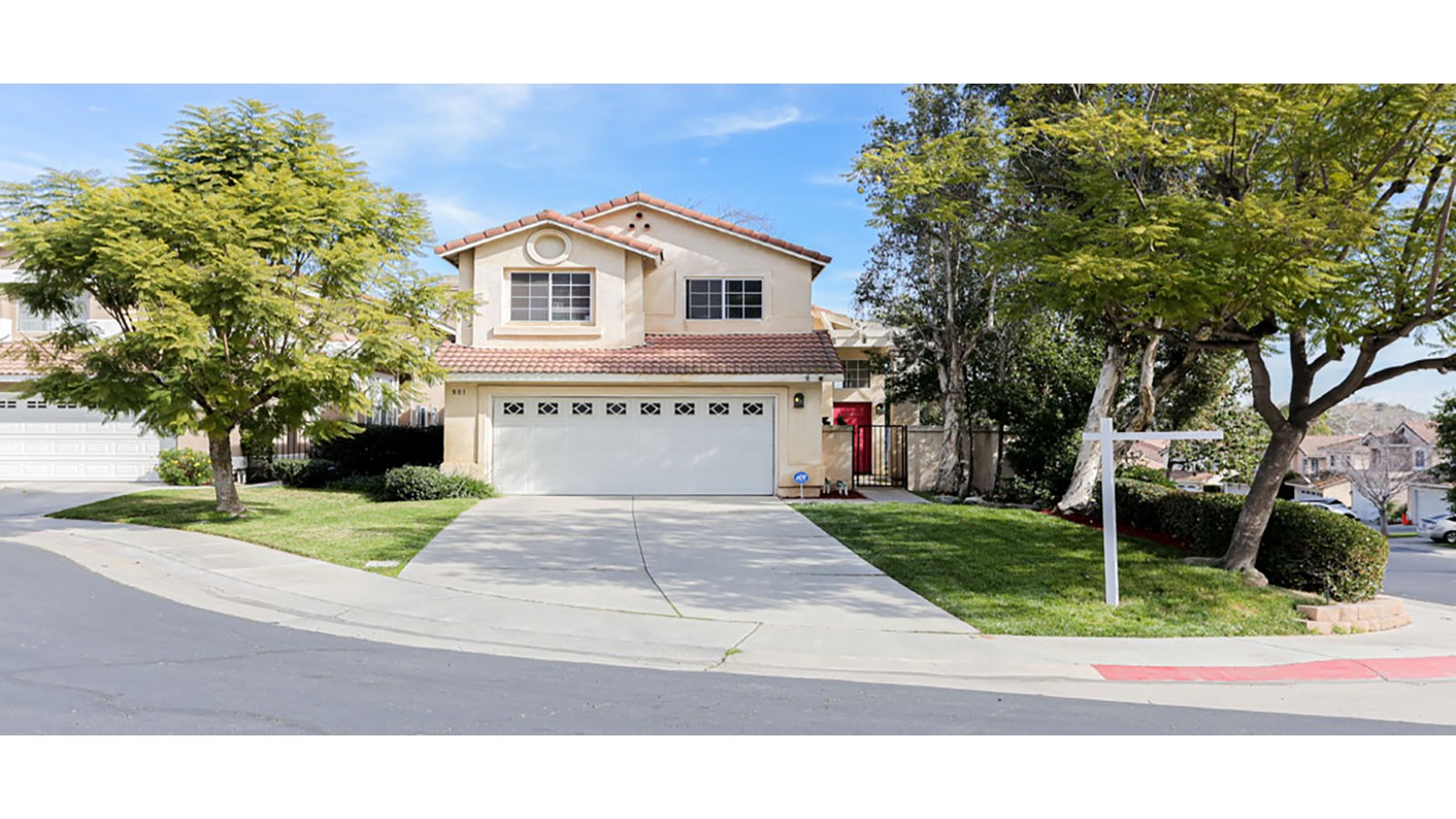 801 San Carlos Circle, Corona, CA 92879