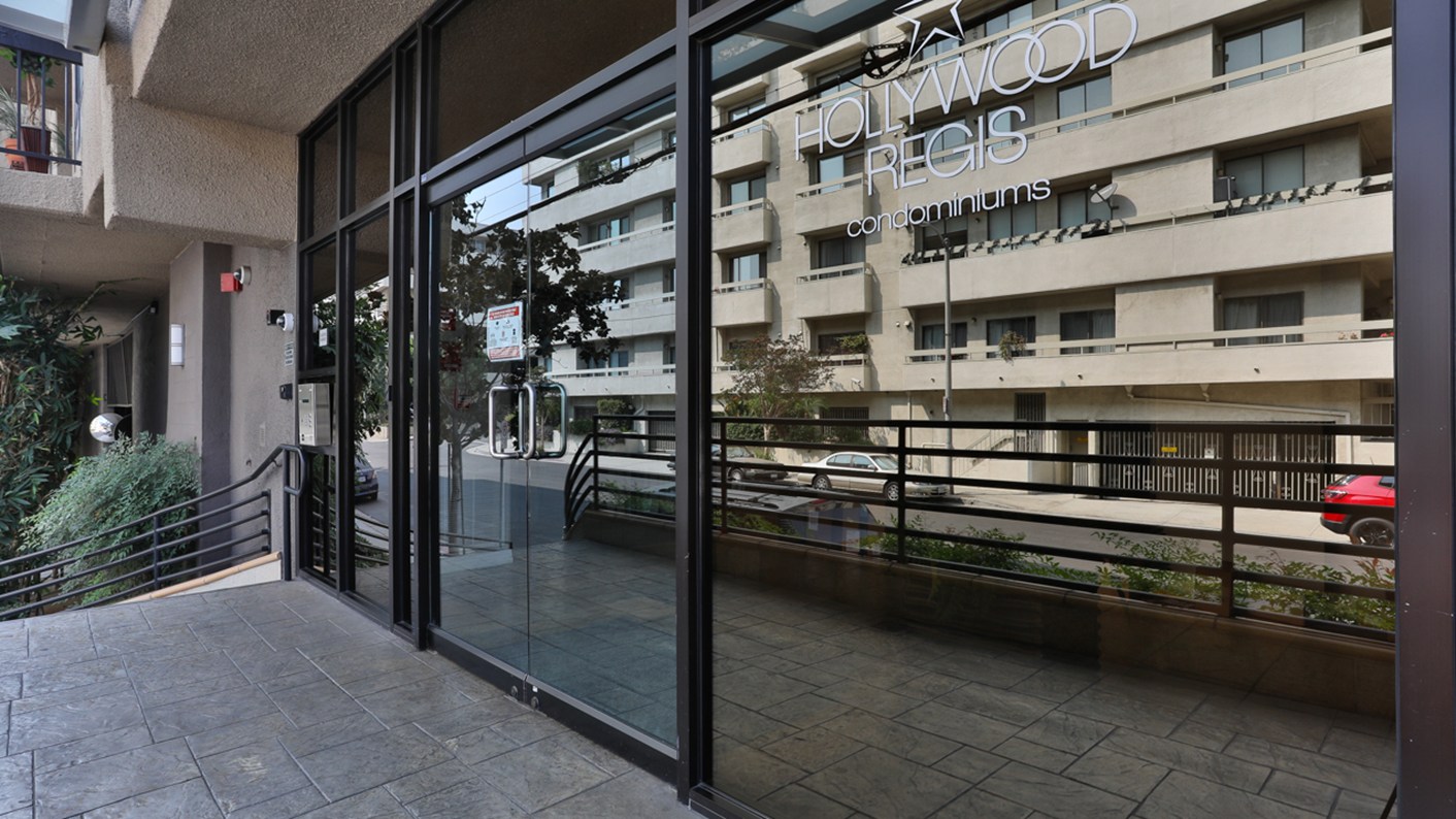 7320 Hawthorn Avenue 411, Los Angeles, CA 90046