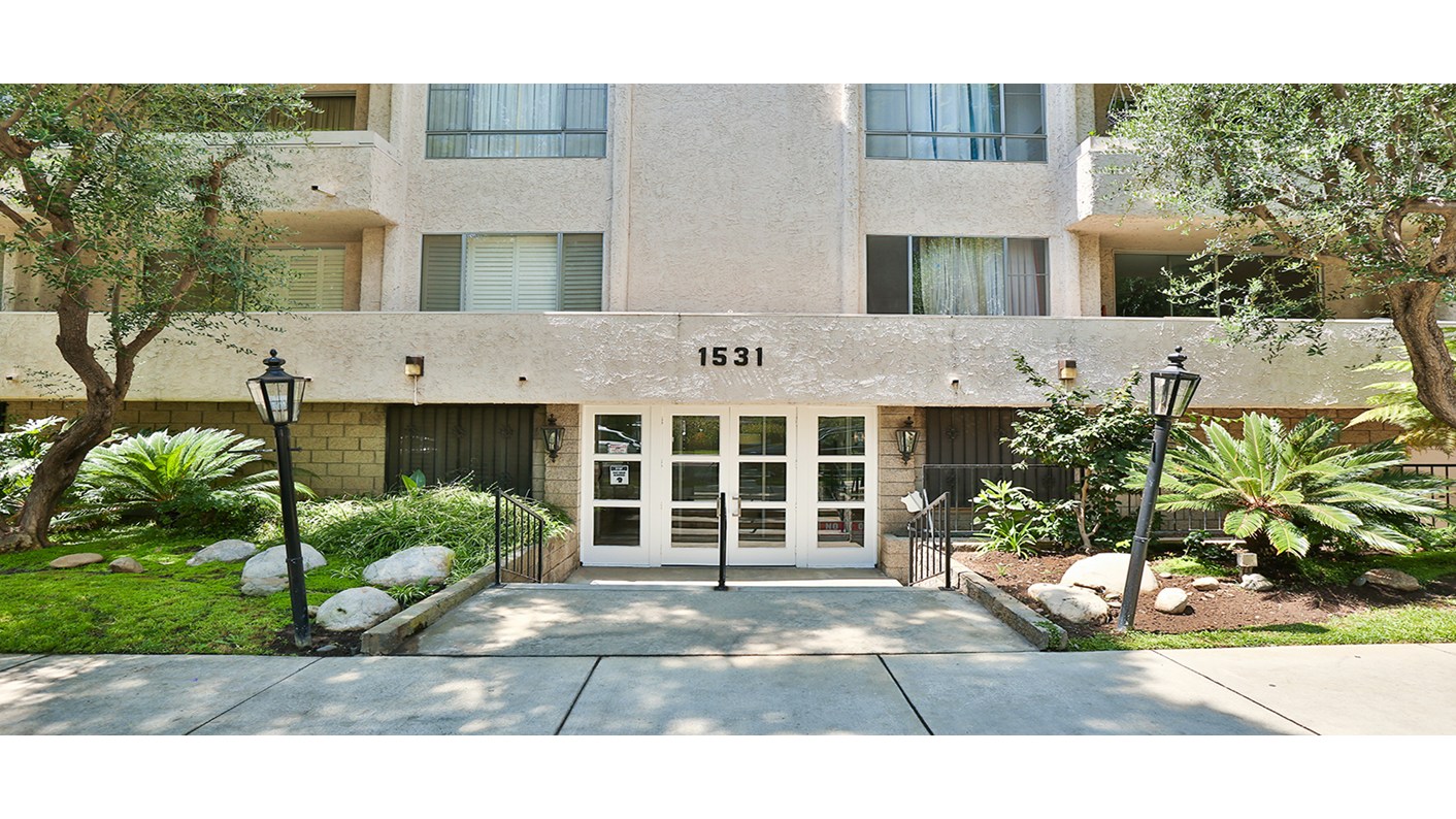 1531 Camden Avenue Unit 208, Los Angeles, CA 90025