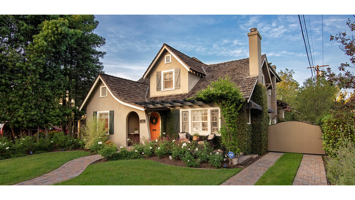 326 South Parkwood Avenue, Pasadena, CA 91107