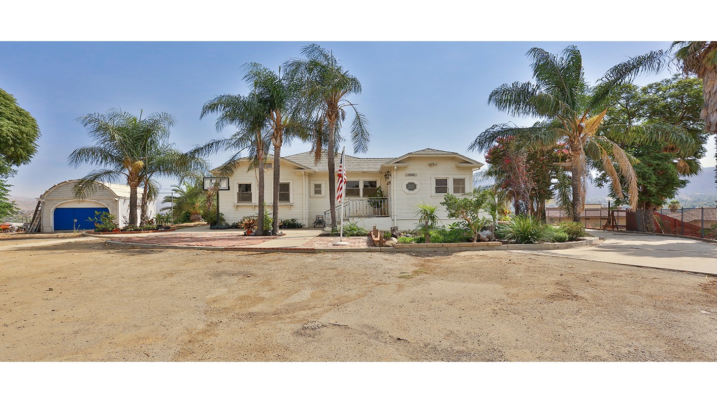 19081 Diplomat Avenue, Corona, CA 92881