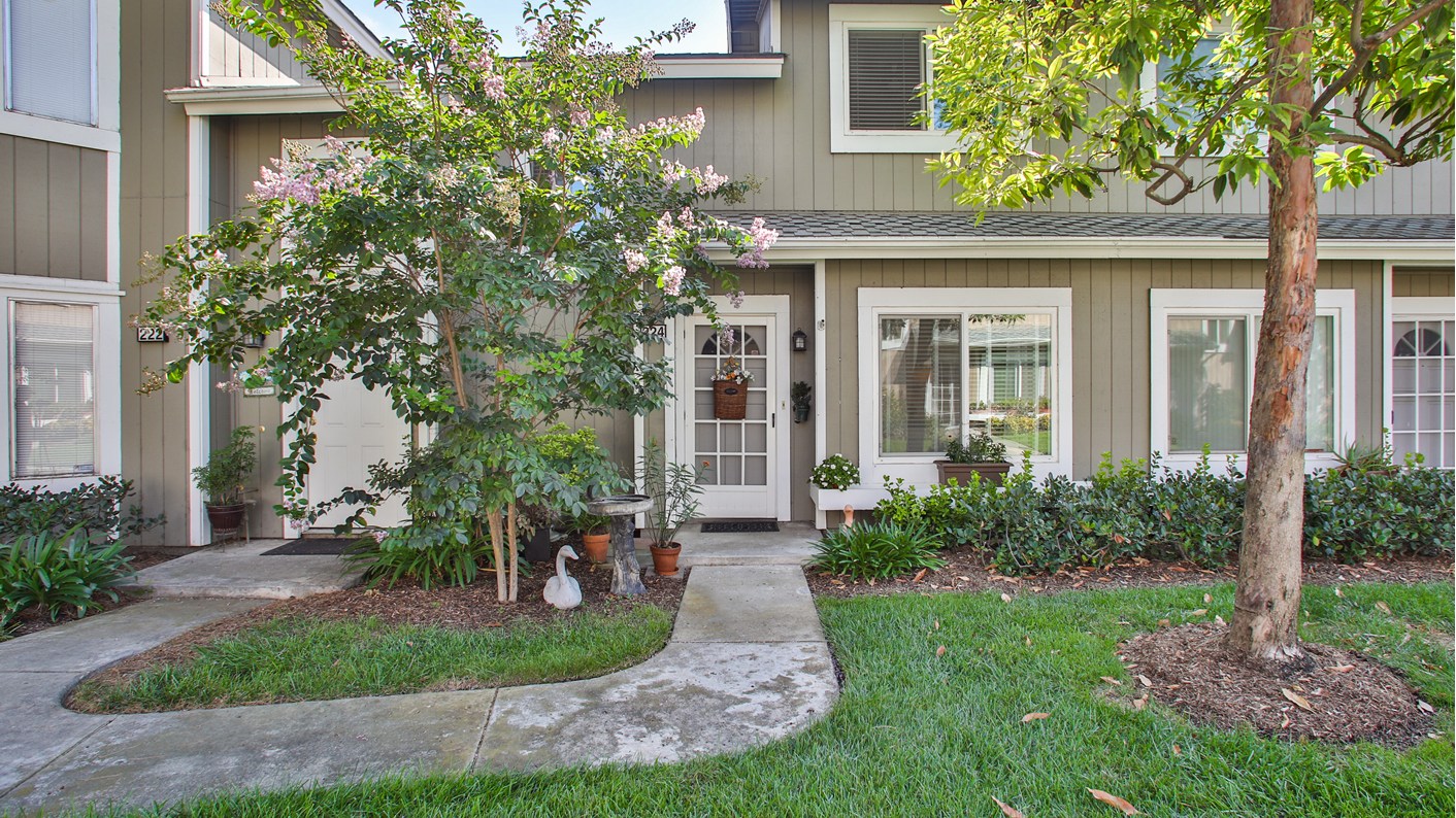 224 Monroe, Irvine, CA 92620
