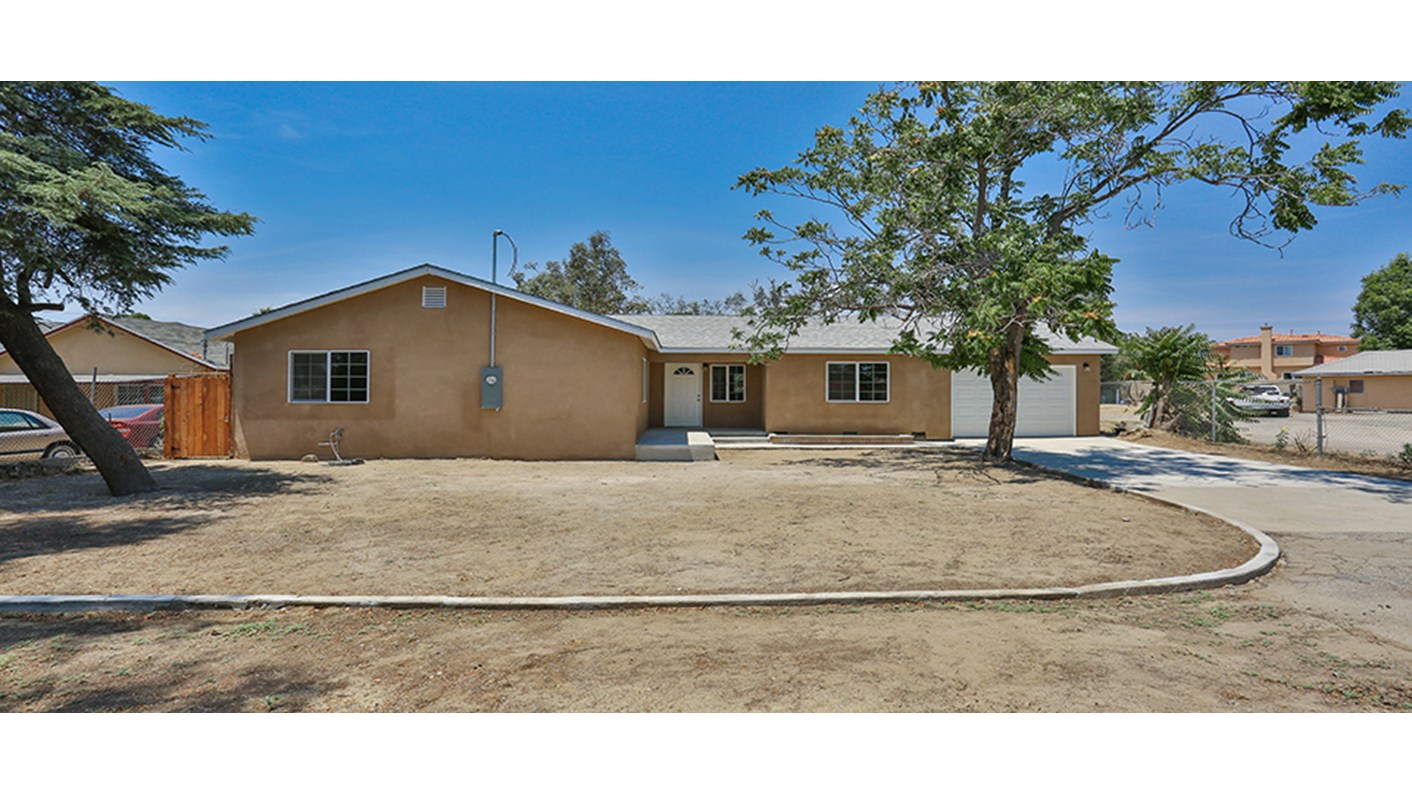 9534 Fontana Avenue, Fontana, CA 92335