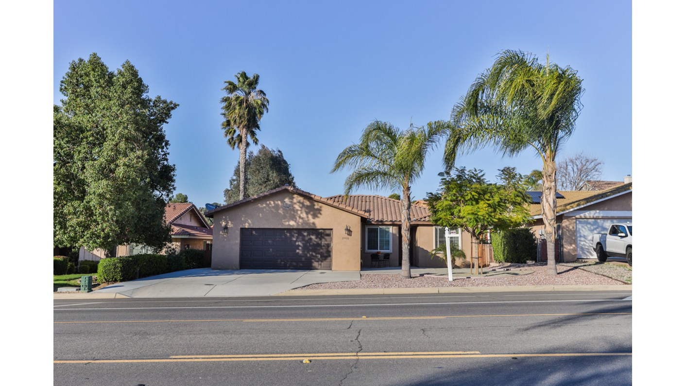 23918 Canyon Lake Drive North, Canyon Lake, CA 92587