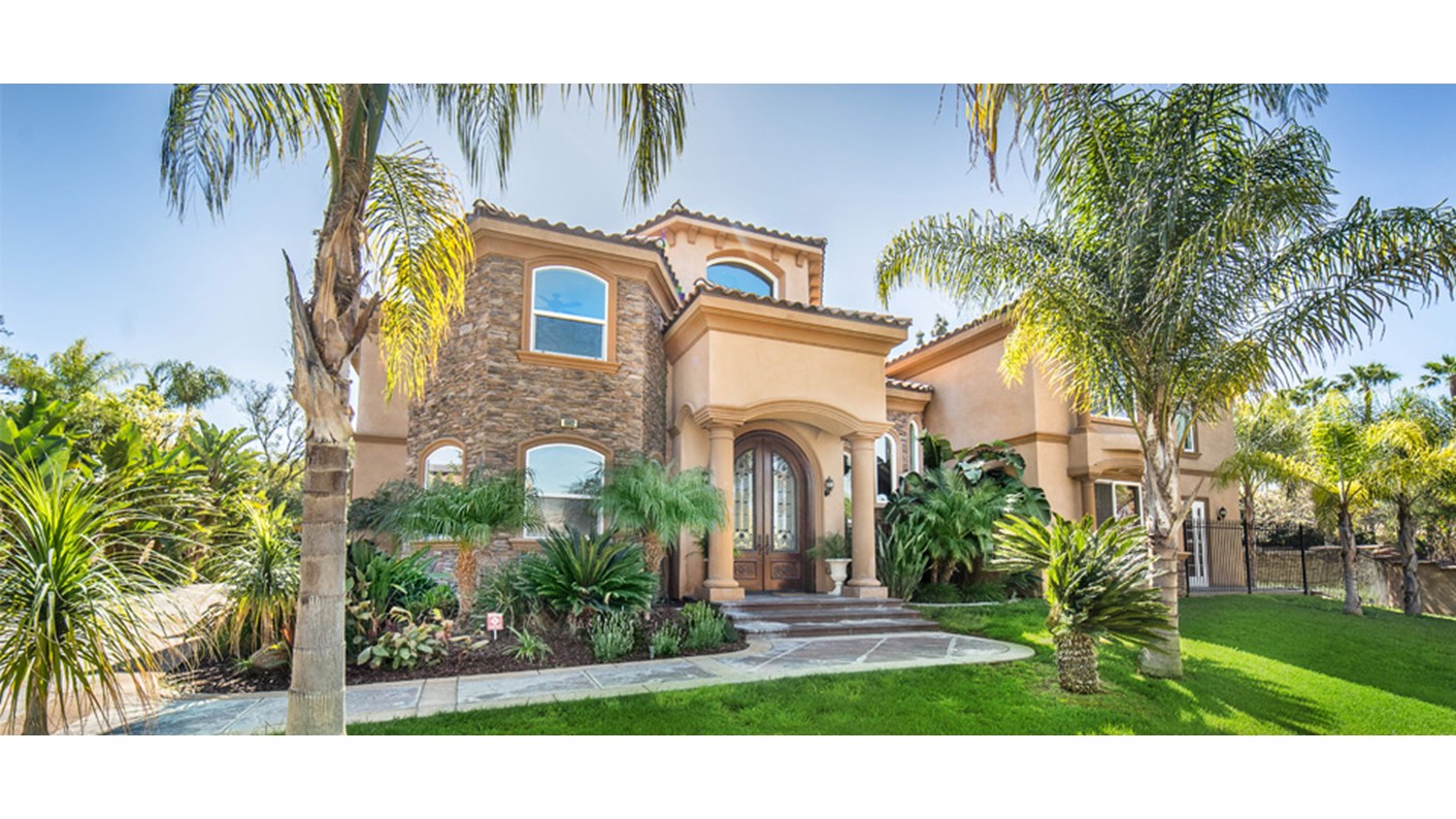 6902 Royal Hunt Ridge Drive, Riverside, CA 92506