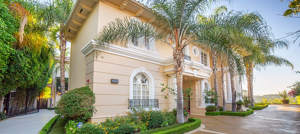 19333 Redbridge, Los Angeles, CA 91356