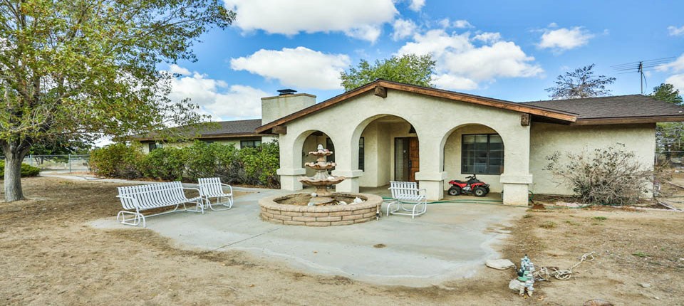 4250 Yucca Terrace Dr #48, Phelan, CA 92371