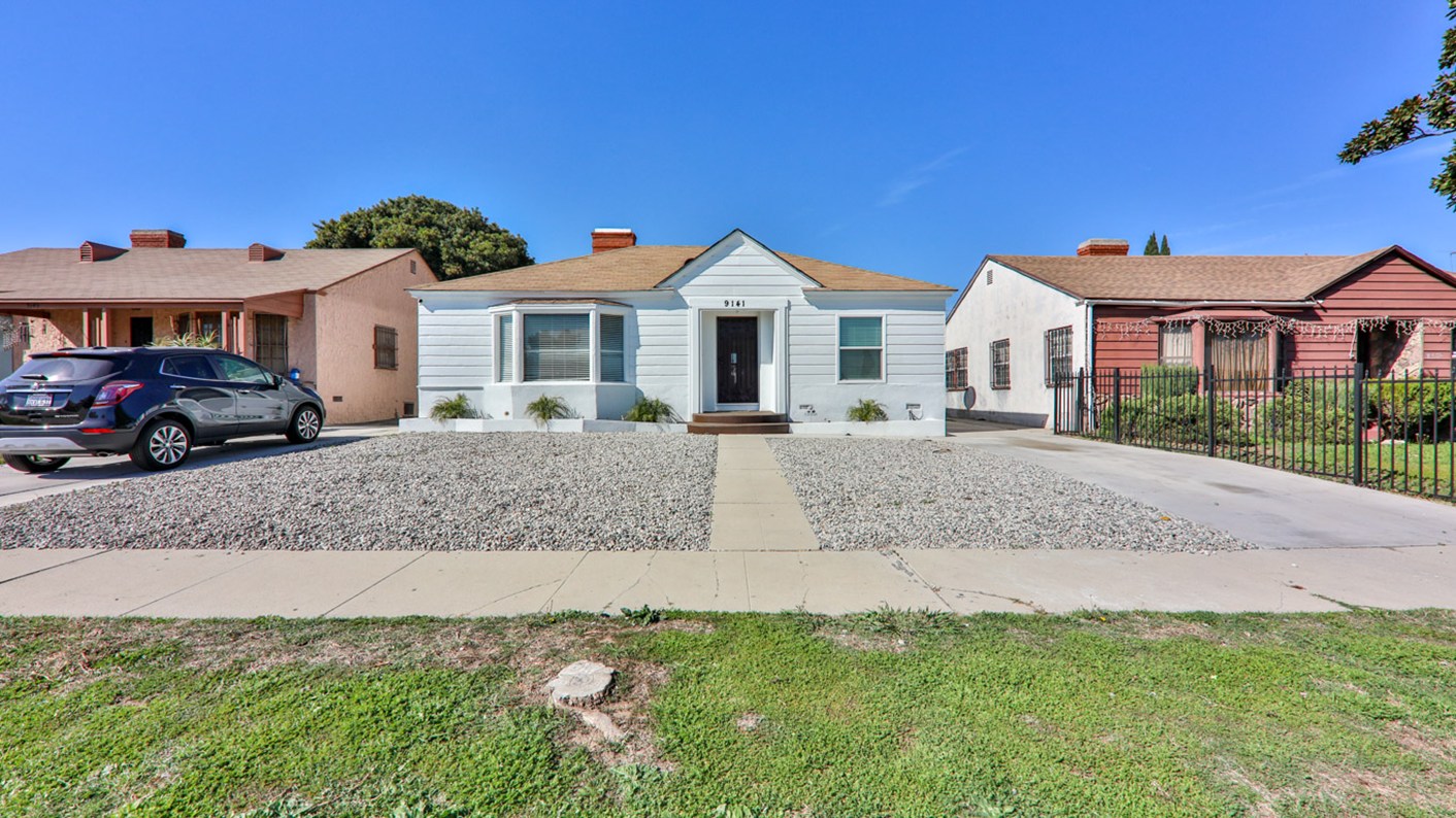 9141 Dalton Avenue, Los Angeles, CA 90047