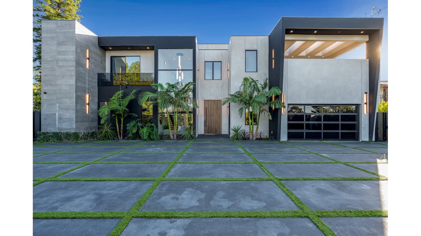 13016 Chandler Boulevard, Sherman Oaks , CA 91401