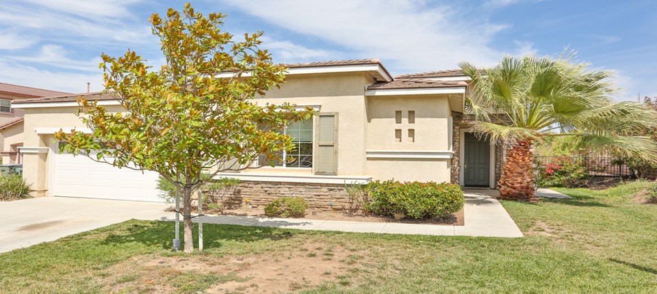 2359 Marsant Ave, Corona, CA 92882