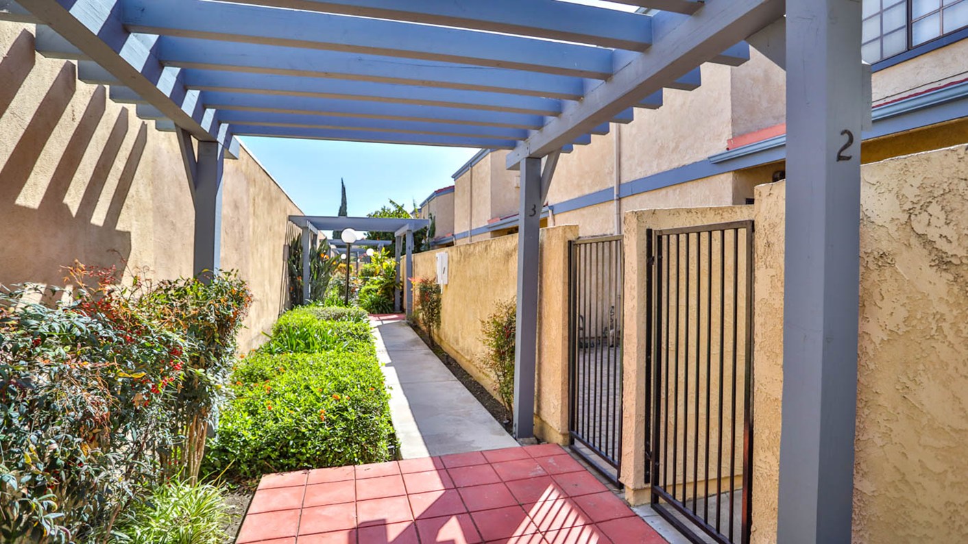 11540 186Th Street Unit# 2, Artesia, CA 90701