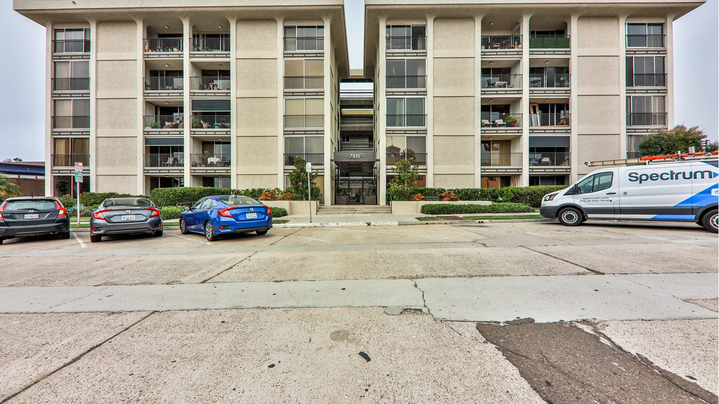 7811 Eads Avenue, San Diego, CA 92037