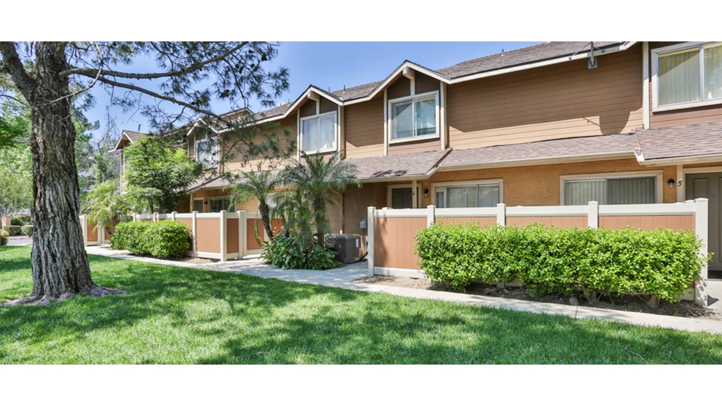 1460 Kendall Dr Unit 4, San Bernardino, CA 92407
