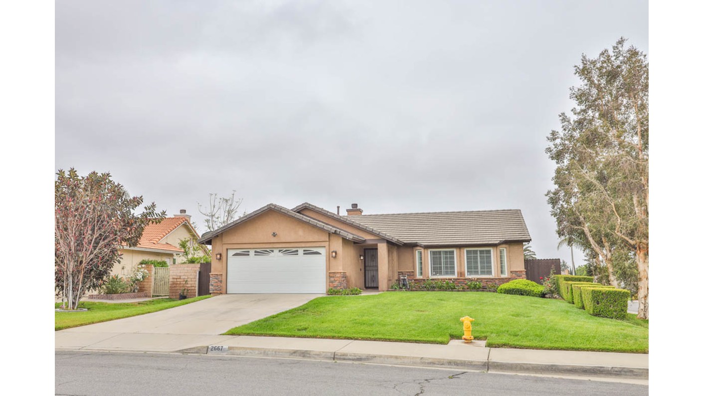 2667 West Loma Vista Drive, Rialto, CA 92377
