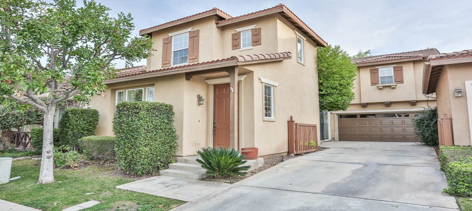 240 Lydia Lane, Corona, CA 92882